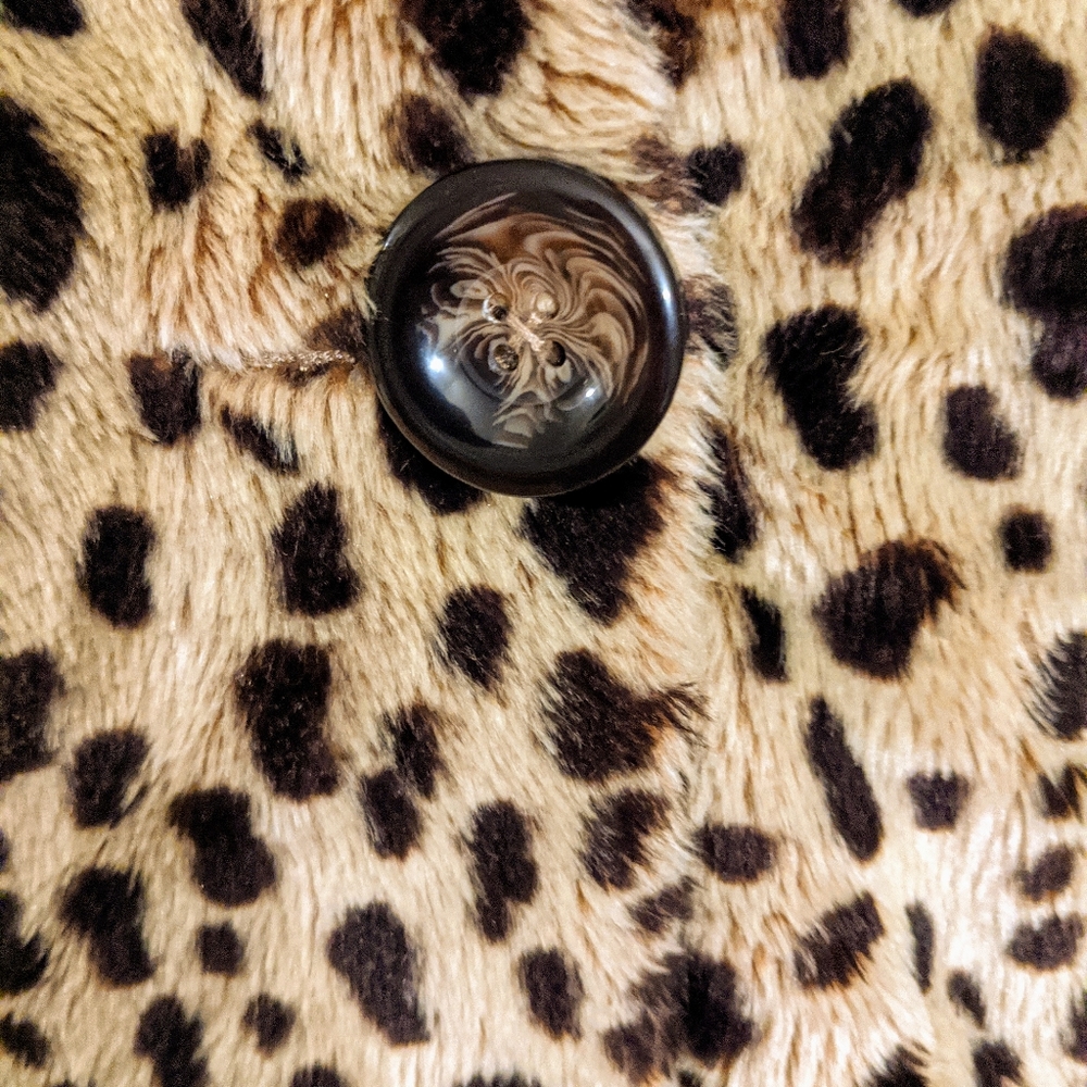Leopard jacket size large - Picture 3 of 4